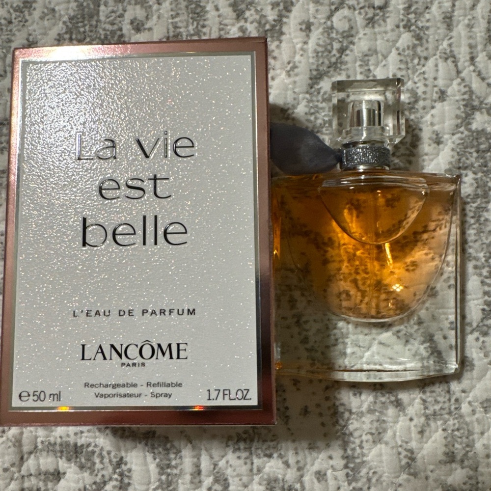 Lancome La Vie Est Belle Eau de Parfum - 1,7fl.oz./50ml NEW
